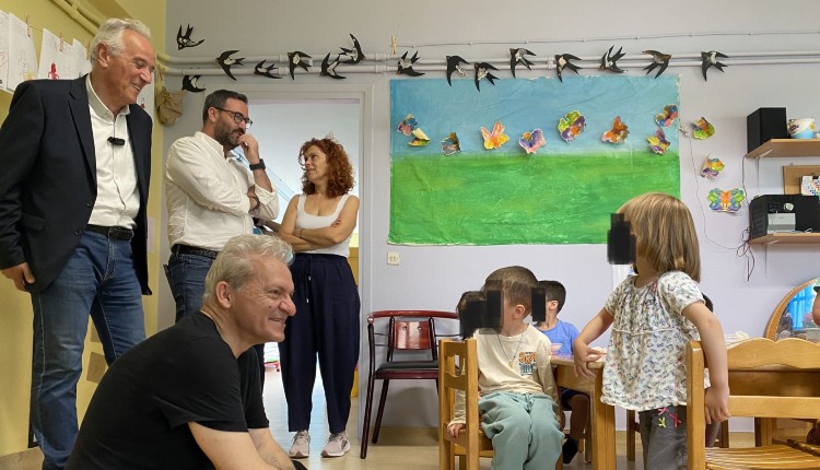 Μητέρα